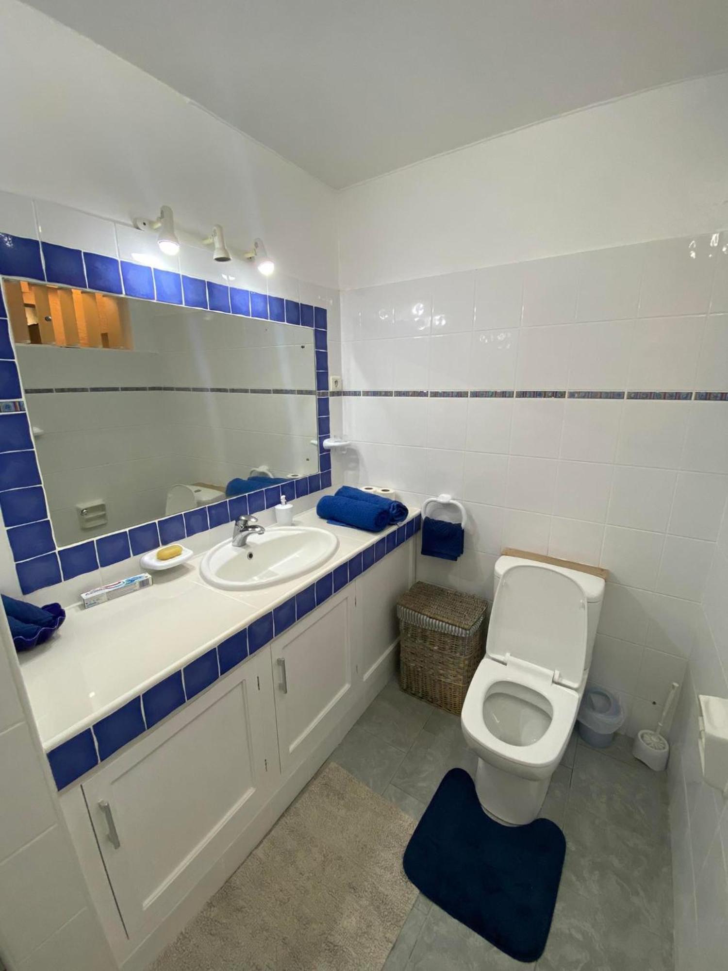 Islands View - Mazor Beach Villas 그랑고브 객실 사진